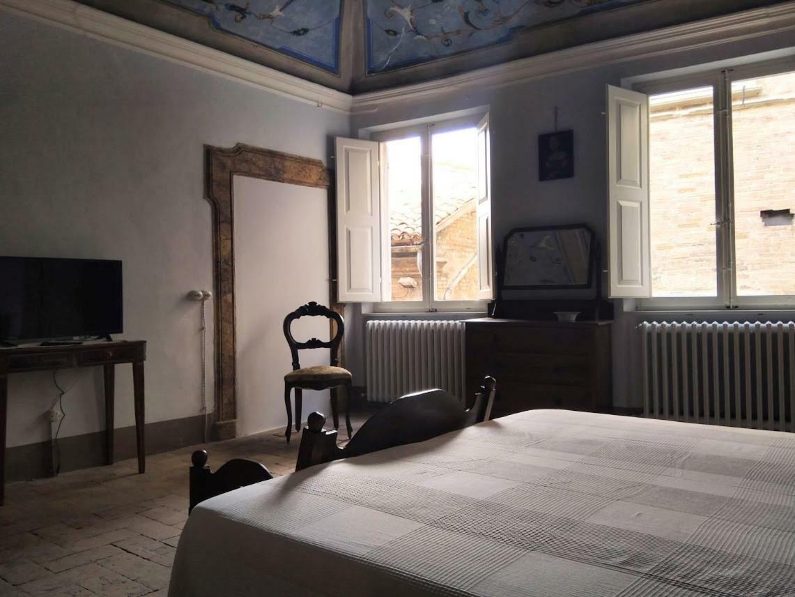 Residenza Storica Volta Della Morte Urbino Luaran gambar