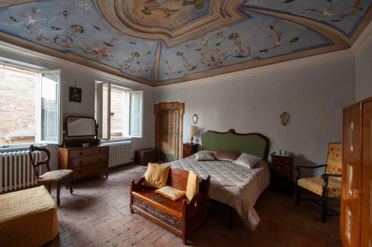Residenza Storica Volta Della Morte Urbino Luaran gambar